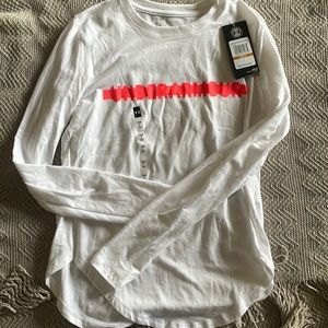 NWT Under Armour Long Sleeve T-Shirt